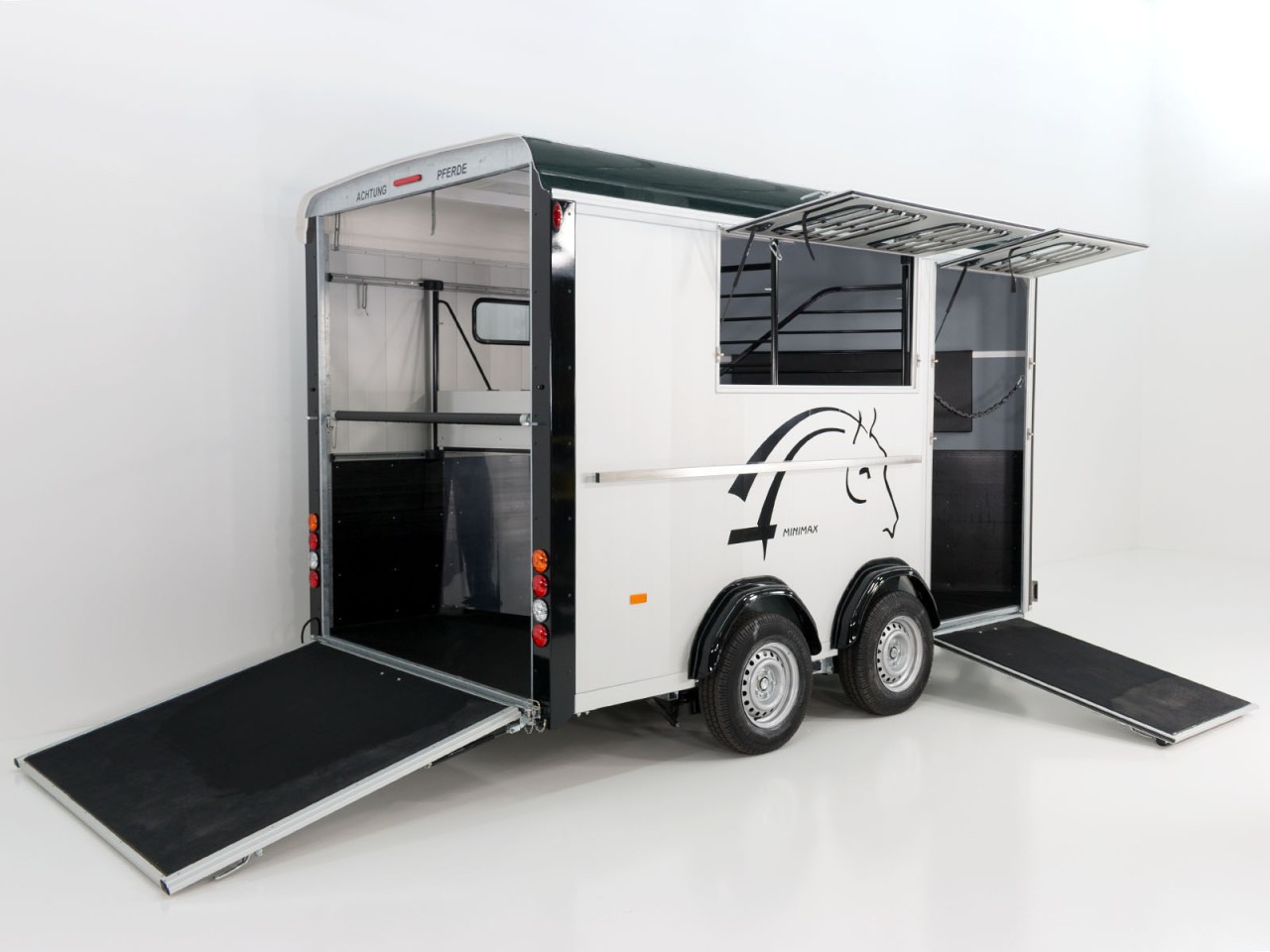 Cheval Liberte Pferdeanhänger Maxi 3|3 Pferde|Pullmann 2 Fahrwerk-Neu