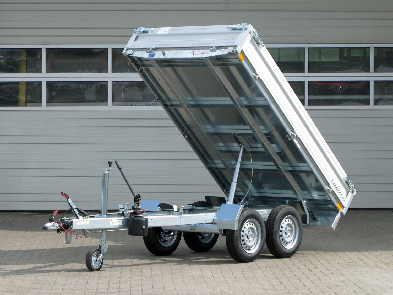 hu3052_humbaur_huk_202715_1XIEbrXkyN2HJ5.jpg HUMBAUR HUK 202715 Rückwärtskipper – Image 1