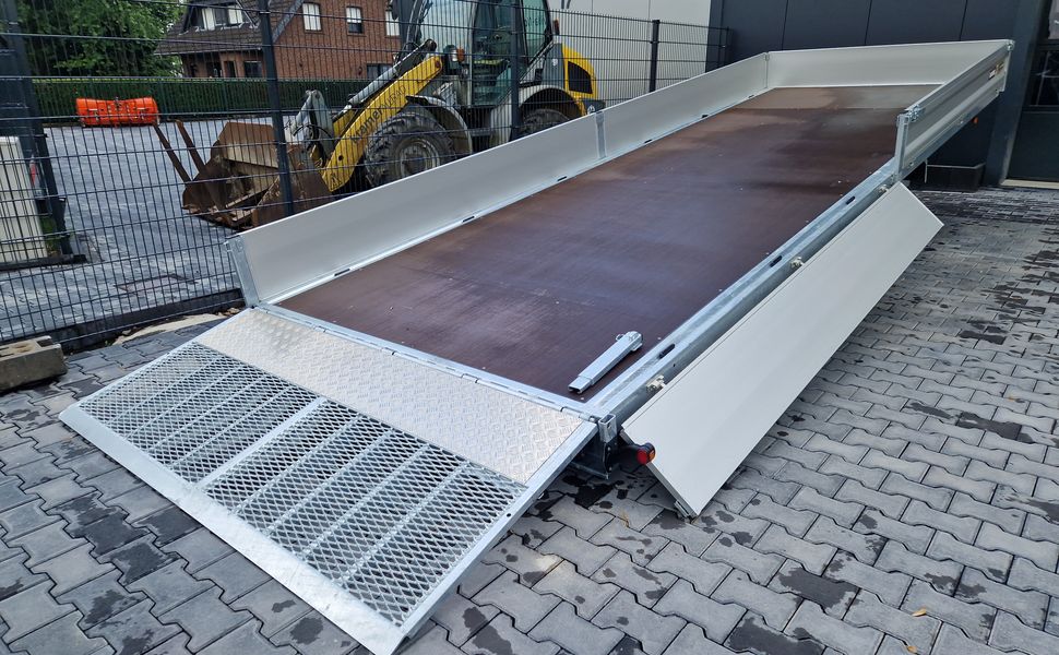 csm_20250503_124222_ef7da32b6e.jpg Variant Maschinentransporter 3562 UX Maxi Load 620x210x30cm LED Felgen black 3500kg – Image 1
