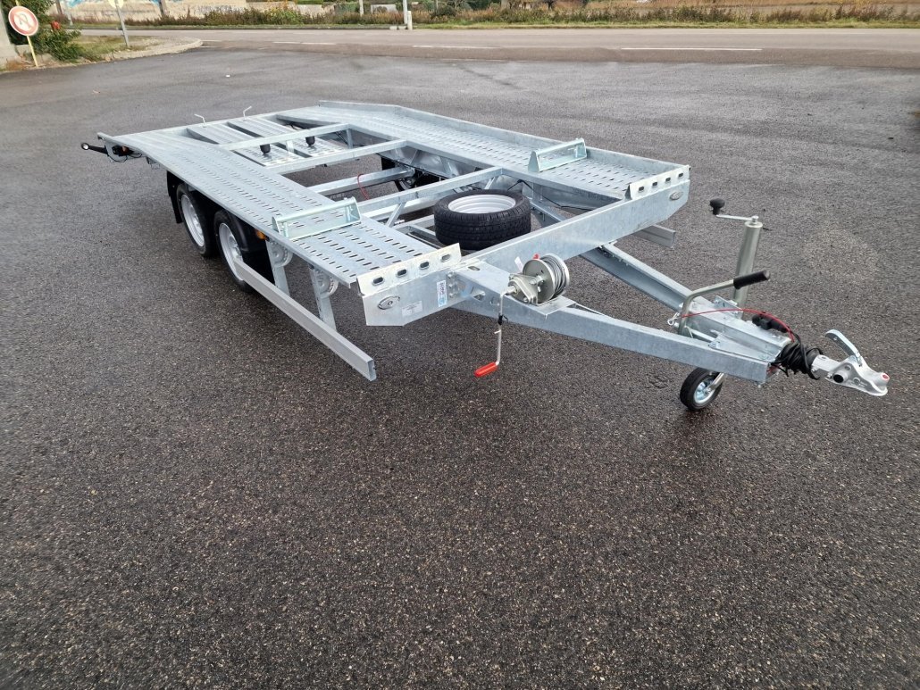 Boro Jupiter NB 4527 Autotransportanhänger – 450×200 cm – zulässiges Gesamtgewicht 2700 kg